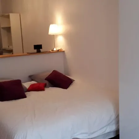 Champs Elysees Luxe Flat Apartment
