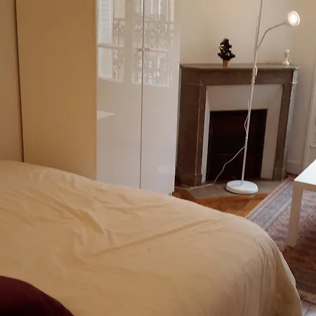 Champs Elysees Luxe Flat Parigi